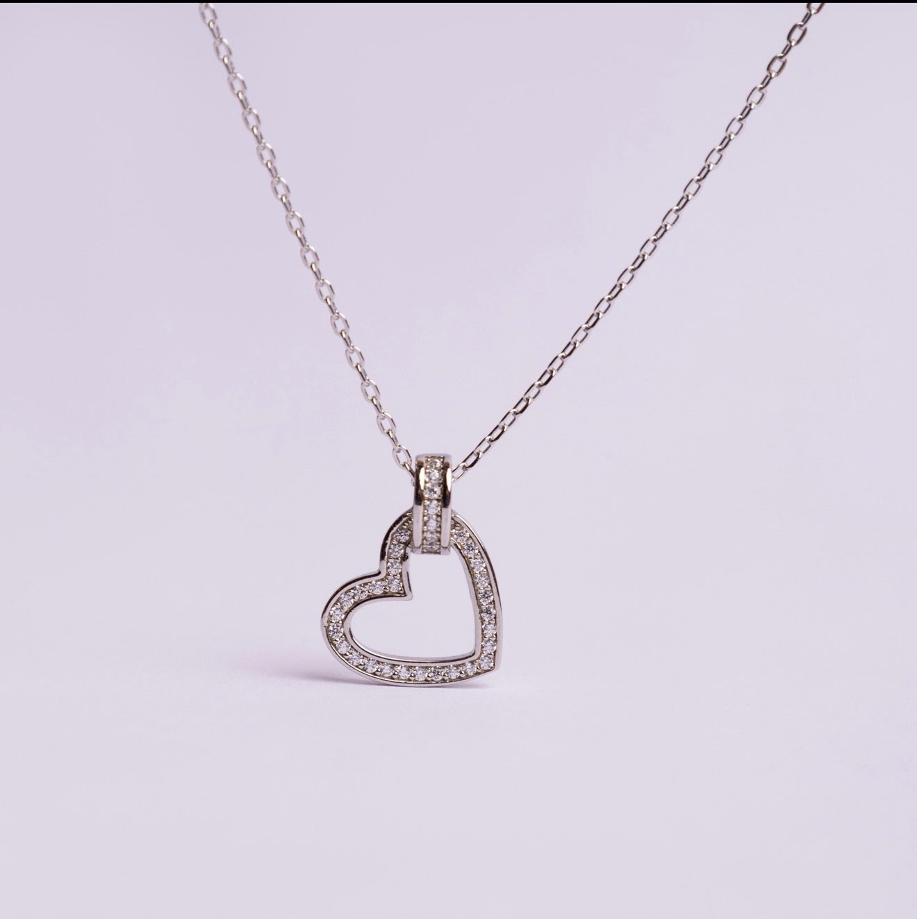 Collar de Corazon con Zirconias