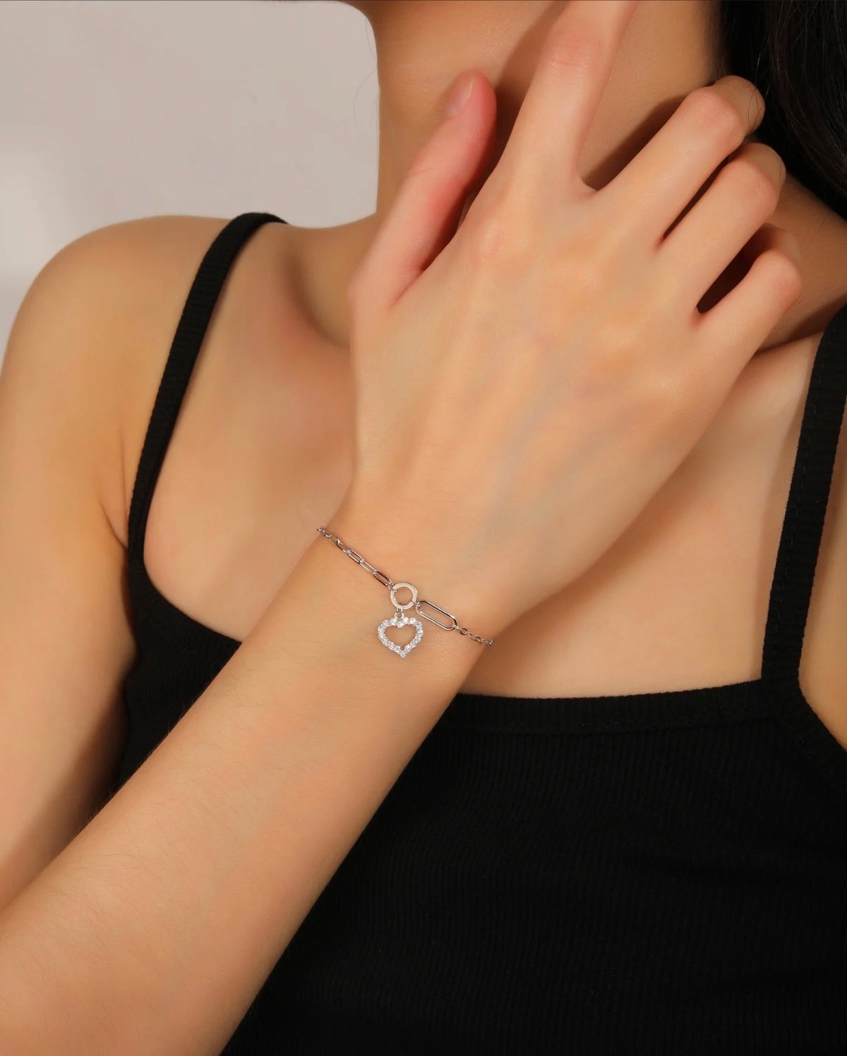 Pulsera cadena mixta de Corazon con Zirconia blanca Plata .925 con baño de Rodio