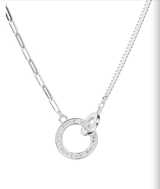 Collar de Aros entrelazados con cadena mixta Plata .925 con baño de Rodio con Zirconias